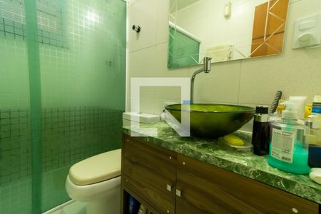 Casa à venda com 143m², 2 quartos e 3 vagas Casa à venda com 143m², 2 quartos e 3 vagasBanheiro da Suíte 2