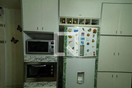 Casa à venda com 143m², 2 quartos e 3 vagas Casa à venda com 143m², 2 quartos e 3 vagasCozinha