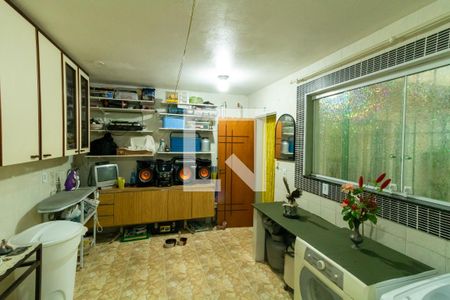 Casa à venda com 143m², 2 quartos e 3 vagas Casa à venda com 143m², 2 quartos e 3 vagasÁrea de Serviço