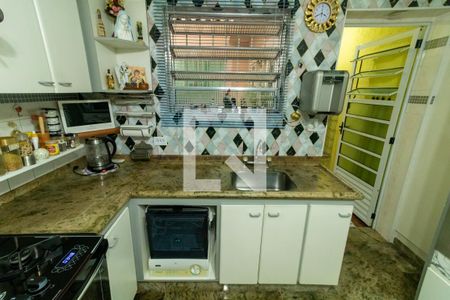 Casa à venda com 143m², 2 quartos e 3 vagas Casa à venda com 143m², 2 quartos e 3 vagasCozinha