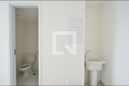 Banheiro de kitnet/studio à venda com 1 quarto, 28m² em Vila Clementino, São Paulo