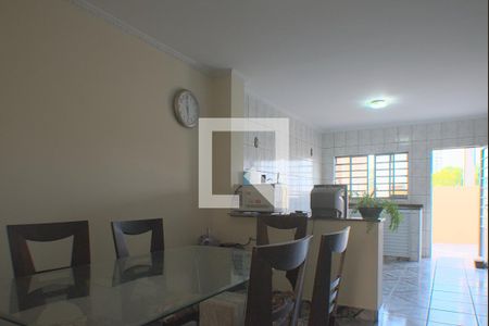 Sala 2 de casa à venda com 4 quartos, 215m² em Vila Industrial (campinas), Campinas