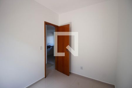 Quarto 2 de apartamento para alugar com 2 quartos, 38m² em Itaquera, São Paulo