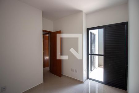 Quarto 1 de apartamento para alugar com 2 quartos, 38m² em Itaquera, São Paulo