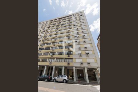 Apartamento à venda com 200m², 3 quartos e 1 vagaFachada e portaria