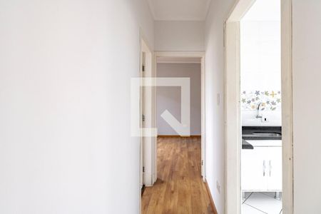 Corredor de apartamento para alugar com 1 quarto, 56m² em Jardim Glória, São Paulo