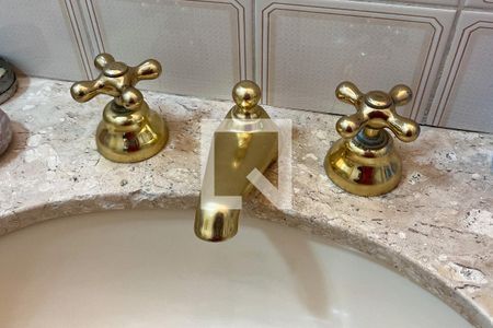 Apartamento à venda com 80m², 2 quartos e 2 vagasBanheiro