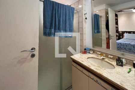 Apartamento à venda com 80m², 2 quartos e 2 vagasBanheiro da Suíte