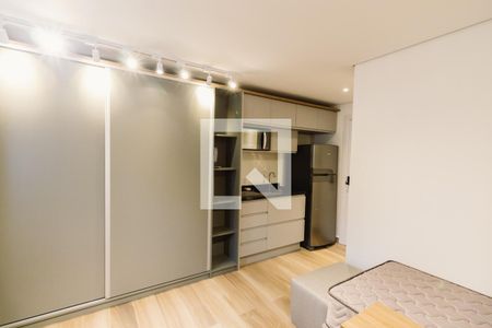 Sala Quarto de kitnet/studio para alugar com 1 quarto, 24m² em Perdizes, São Paulo