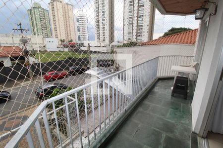 Sacada de apartamento à venda com 3 quartos, 130m² em Jardim Nossa Senhora Auxiliadora, Campinas