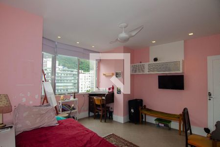 Apartamento à venda com 135m², 3 quartos e sem vagaQuarto 1