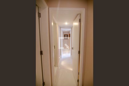 Apartamento à venda com 135m², 3 quartos e sem vagaCorredor