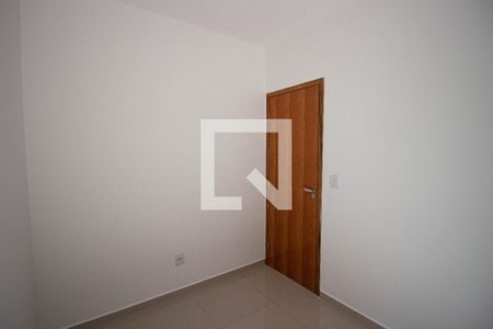 Quarto 1 de apartamento para alugar com 2 quartos, 38m² em Itaquera, São Paulo