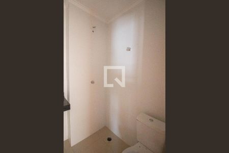 Apartamento para alugar com 38m², 2 quartos e sem vaga Apartamento para alugar com 38m², 2 quartos e sem vagaBanheiro