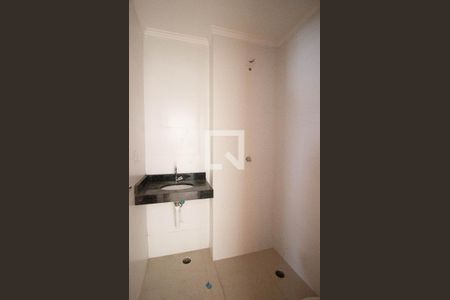 Apartamento para alugar com 38m², 2 quartos e sem vaga Apartamento para alugar com 38m², 2 quartos e sem vagaBanheiro