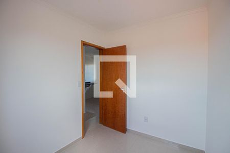 Quarto 1 de apartamento para alugar com 2 quartos, 38m² em Itaquera, São Paulo