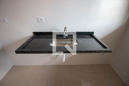 Apartamento para alugar com 38m², 2 quartos e sem vagapIA