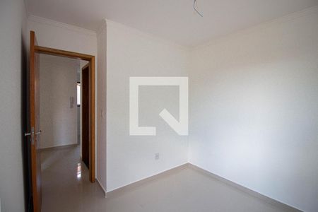 Quarto 1 de apartamento para alugar com 2 quartos, 38m² em Itaquera, São Paulo