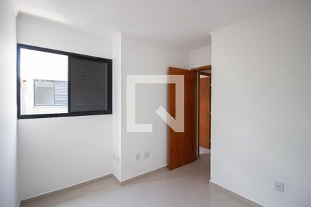 Quarto 1 de apartamento para alugar com 2 quartos, 38m² em Itaquera, São Paulo