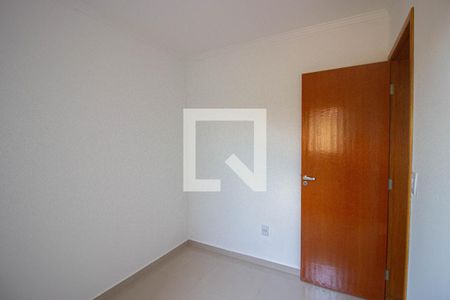 Quarto 2 de apartamento para alugar com 2 quartos, 38m² em Itaquera, São Paulo