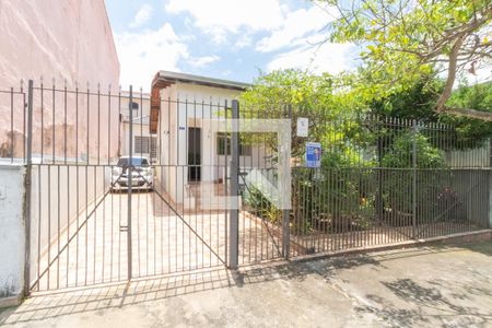 Casa à venda com 200m², 3 quartos e 3 vagasFachada