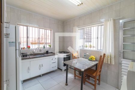 Casa à venda com 200m², 3 quartos e 3 vagasCozinha