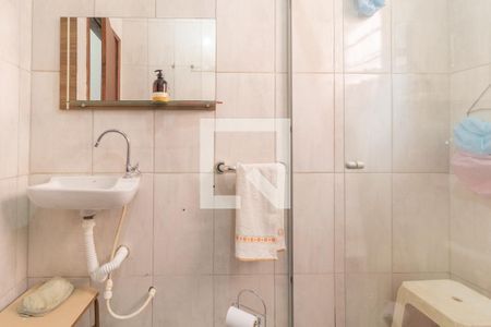 Casa à venda com 200m², 3 quartos e 3 vagasBanheiro