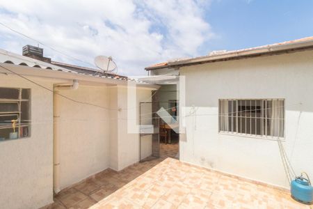 Casa à venda com 200m², 3 quartos e 3 vagasQuintal