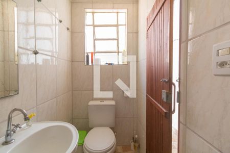 Casa à venda com 200m², 3 quartos e 3 vagasBanheiro externo