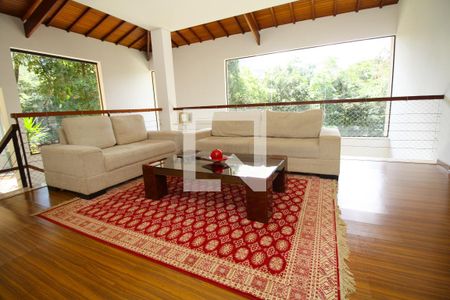 Casa à venda com 280m², 5 quartos e 3 vagasSala 2