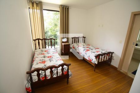 Casa à venda com 280m², 5 quartos e 3 vagasQuarto 4