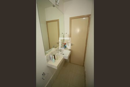 Casa à venda com 280m², 5 quartos e 3 vagasBanheiro 7