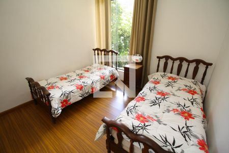 Casa à venda com 280m², 5 quartos e 3 vagasQuarto 4