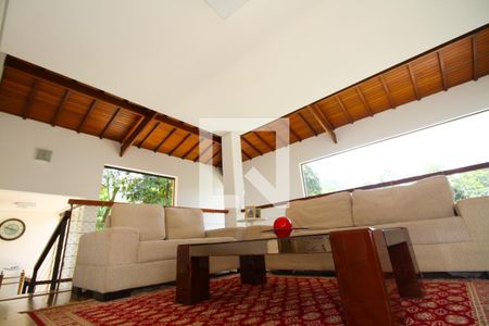 Casa à venda com 280m², 5 quartos e 3 vagasSala 2