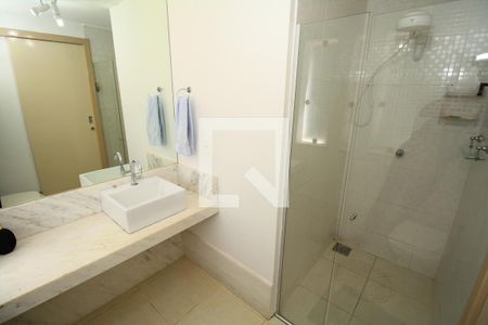 Casa à venda com 280m², 5 quartos e 3 vagasBanheiro 3