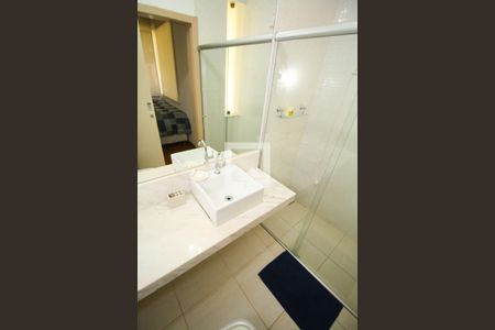 Casa à venda com 280m², 5 quartos e 3 vagasBanheiro 7