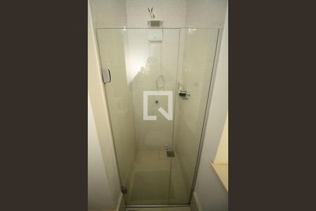 Casa à venda com 280m², 5 quartos e 3 vagasBanheiro 7