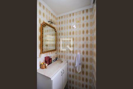 Casa à venda com 340m², 4 quartos e 3 vagasBanheiro Social