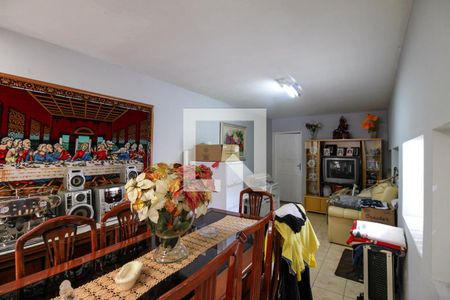 Casa à venda com 340m², 4 quartos e 3 vagasLavanderia