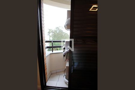 Apartamento para alugar com 105m², 2 quartos e 3 vagas Apartamento para alugar com 105m², 2 quartos e 3 vagasVaranda da Suíte 2