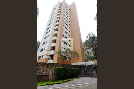 Apartamento para alugar com 105m², 2 quartos e 3 vagas Apartamento para alugar com 105m², 2 quartos e 3 vagasFachada