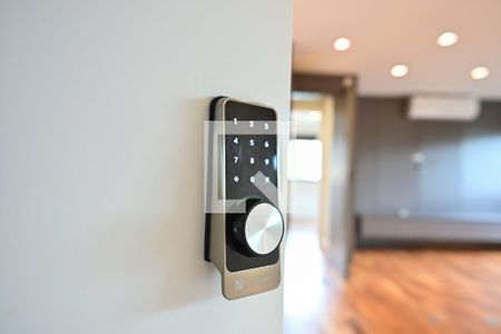 Fechadura Eletrônica de apartamento para alugar com 2 quartos, 105m² em Vila Andrade, São Paulo