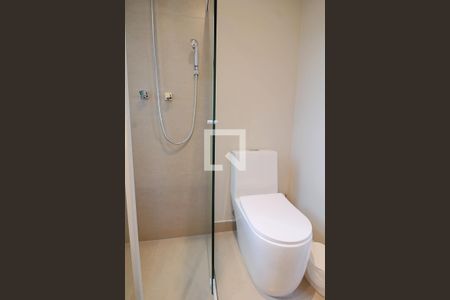 Apartamento para alugar com 105m², 2 quartos e 3 vagas Apartamento para alugar com 105m², 2 quartos e 3 vagasBanheiro da Suíte 1