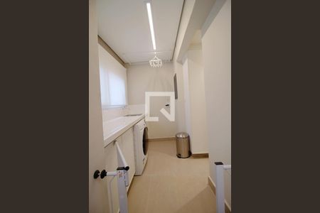 Apartamento para alugar com 105m², 2 quartos e 3 vagas Apartamento para alugar com 105m², 2 quartos e 3 vagasÁrea de Serviço