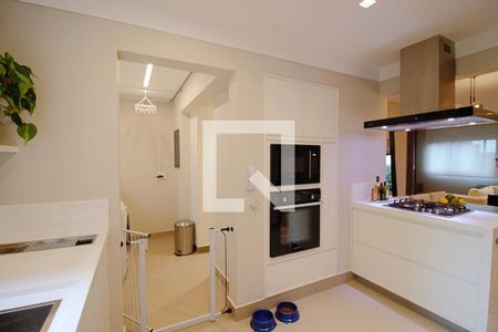 Apartamento para alugar com 105m², 2 quartos e 3 vagas Apartamento para alugar com 105m², 2 quartos e 3 vagasCozinha
