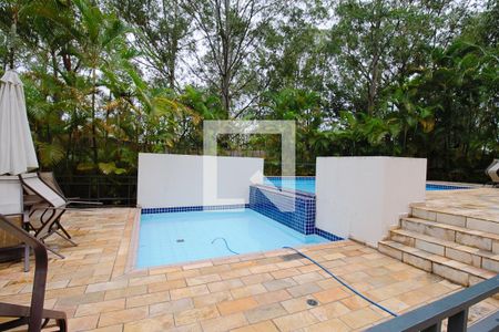 Apartamento para alugar com 105m², 2 quartos e 3 vagas Apartamento para alugar com 105m², 2 quartos e 3 vagasÁrea comum - Piscina