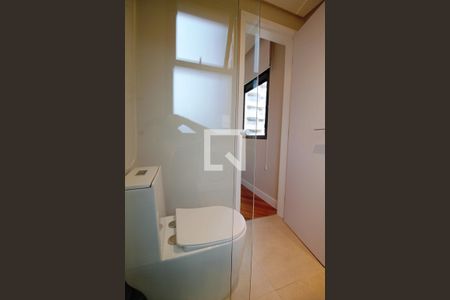 Apartamento para alugar com 105m², 2 quartos e 3 vagas Apartamento para alugar com 105m², 2 quartos e 3 vagasBanheiro da Suíte 1