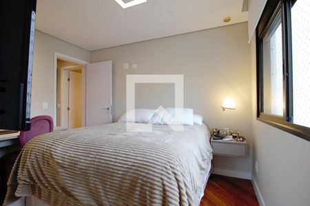 Apartamento para alugar com 105m², 2 quartos e 3 vagas Apartamento para alugar com 105m², 2 quartos e 3 vagasSuíte 1