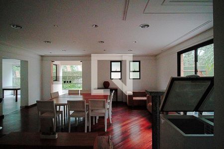 Apartamento para alugar com 105m², 2 quartos e 3 vagas Apartamento para alugar com 105m², 2 quartos e 3 vagasÁrea comum - Salão de festas