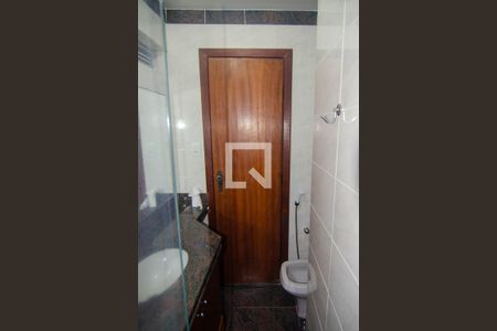 Apartamento à venda com 165m², 4 quartos e 2 vagas Apartamento à venda com 165m², 4 quartos e 2 vagasBanheiro Social
